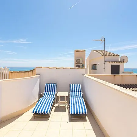 Beachside Penthouse La Red Edward *