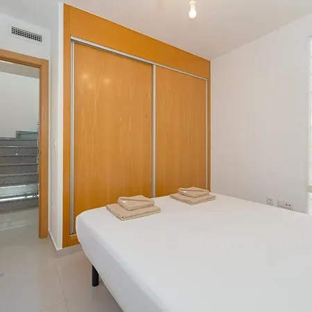 Beachside Penthouse La Red Edward El Campello